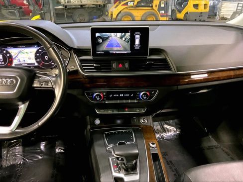 Used 2020 Audi Q5 2.0T Premium Plus image 6