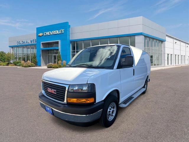 Used 2025 GMC Savana 2500 w/ Driver Convenience Package RWD image 1
