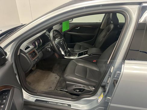 Used 2013 Volvo XC70 T6 image 8