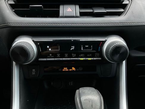 Used 2023 Toyota RAV4 LE image 25