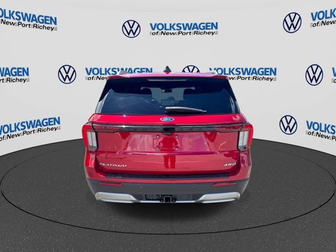 Used 2025 Ford Explorer Platinum w/ LUX Leather Package AWD/4WD image 13