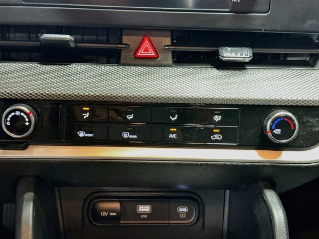 Certified 2024 Kia Sportage LX AWD/4WD image 15