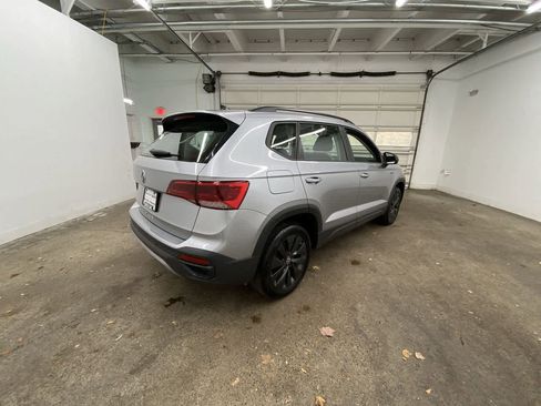 Used 2024 Volkswagen Taos S image 6