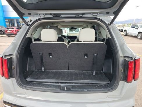 Used 2023 Kia Sorento SX image 14