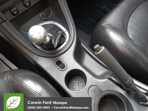 Used 2001 Ford Mustang GT image 16