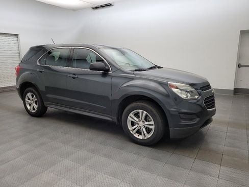 Used 2017 Chevrolet Equinox LS FWD image 11