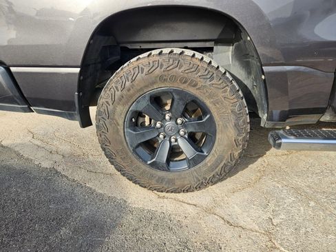 Used 2021 RAM 1500 Big Horn RWD image 30