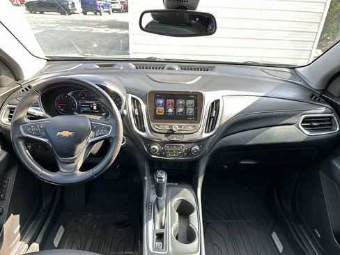 Used 2018 Chevrolet Equinox Premier image 14