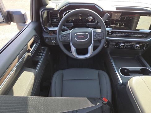 New 2026 GMC Sierra 2500 SLT w/ SLT Premium Package AWD/4WD image 31