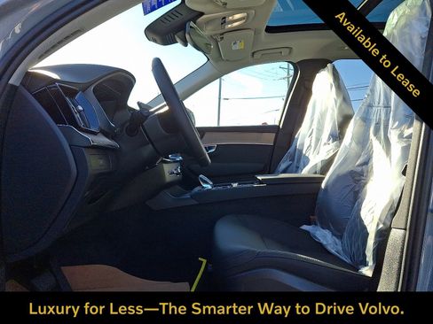 Certified 2026 Volvo XC90 B6 Plus w/ Protection Package Premier AWD/4WD image 9