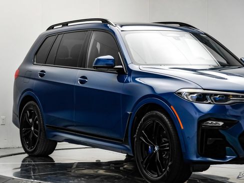 Used 2022 BMW X7 M50i w/ Dynamic Handling Package AWD/4WD image 24