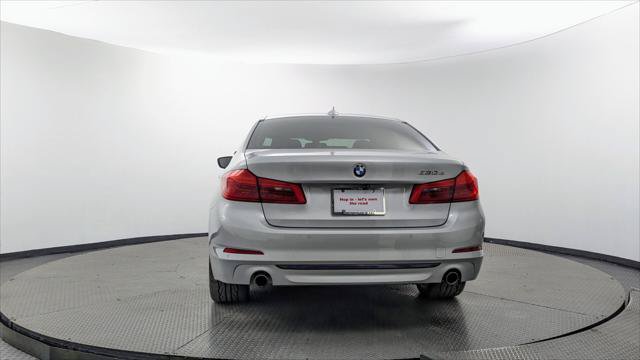 Used 2019 BMW 530e w/ Convenience Package RWD image 6