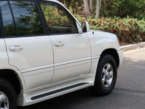 Used 2001 Lexus LX 470 4WD image 11