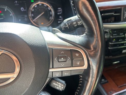 Used 2017 Lexus LX 570 4WD w/ Luxury Package image 24