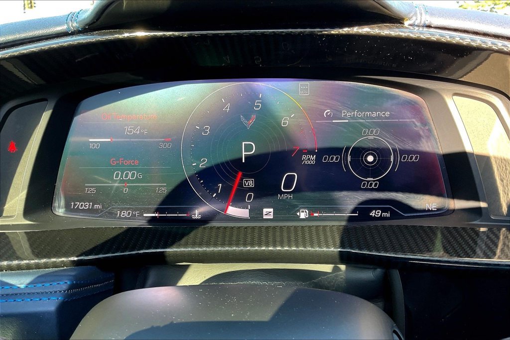 Used 2021 Chevrolet Corvette Stingray Premium Conv w/ Z51 Performance Package RWD image 12