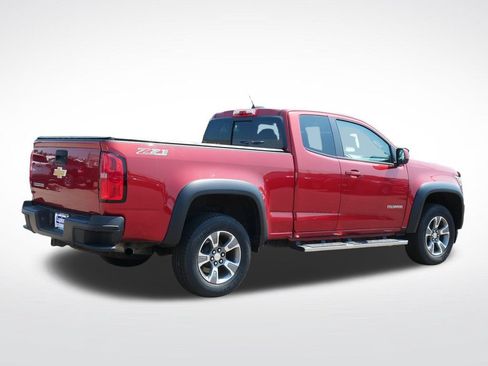 Used 2016 Chevrolet Colorado Z71 AWD/4WD image 3