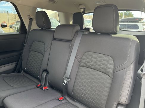 Certified 2024 Nissan Pathfinder S image 25