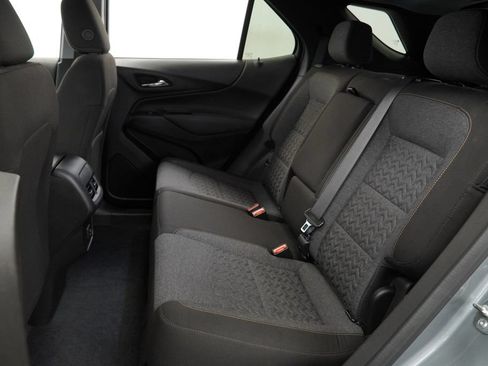Certified 2024 Chevrolet Equinox LT FWD image 12