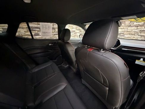 Used 2024 Chevrolet Trax RS w/ Driver Confidence Package image 30