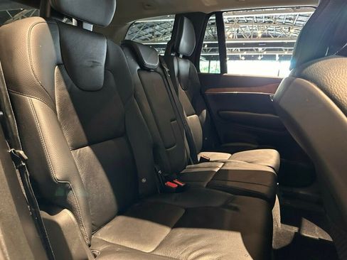 Used 2023 Volvo XC90 B5 Plus AWD/4WD image 17