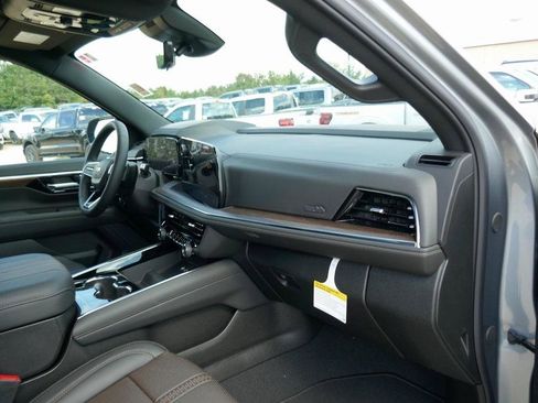 New 2026 Chevrolet Tahoe High Country w/ Sun And Tow Package image 14