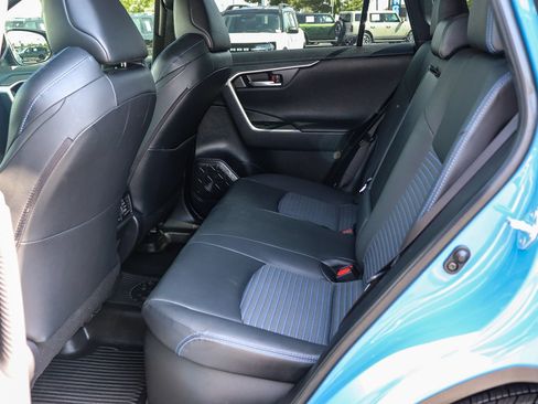 Used 2023 Toyota RAV4 XSE AWD/4WD image 17