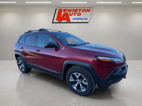 Used 2015 Jeep Cherokee Trailhawk w/ Comfort/Convenience Group image 7