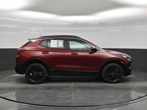 Used 2025 Buick Encore GX Sport Touring w/ Advanced Technology Package AWD/4WD image 9