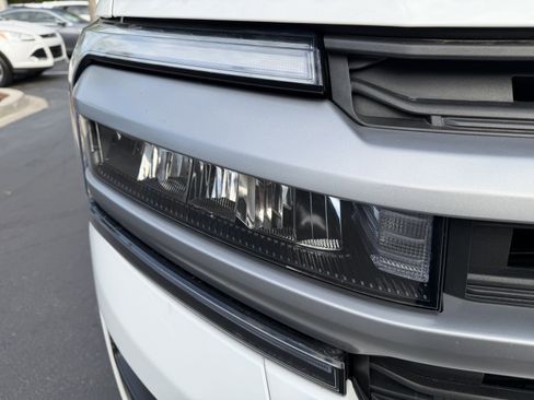 Used 2022 Ford Expedition XLT AWD/4WD image 12