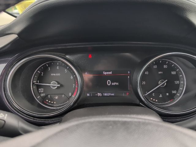 Used 2022 Buick Encore GX Preferred w/ Cold Weather Comfort Package FWD image 17