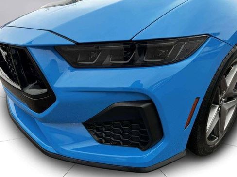 Used 2025 Ford Mustang GT RWD image 14
