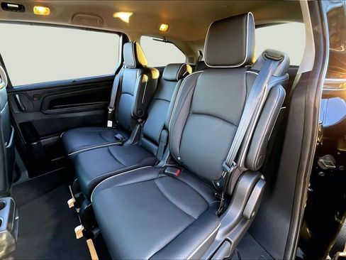 Certified 2025 Honda Odyssey Elite image 16