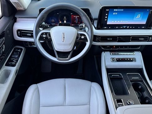 New 2026 Lincoln Aviator Reserve AWD/4WD image 12