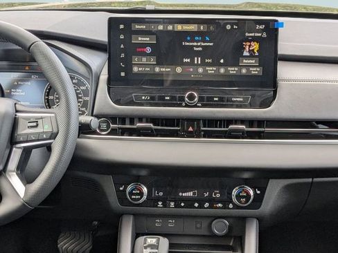 New 2026 Mitsubishi Outlander SE FWD image 16
