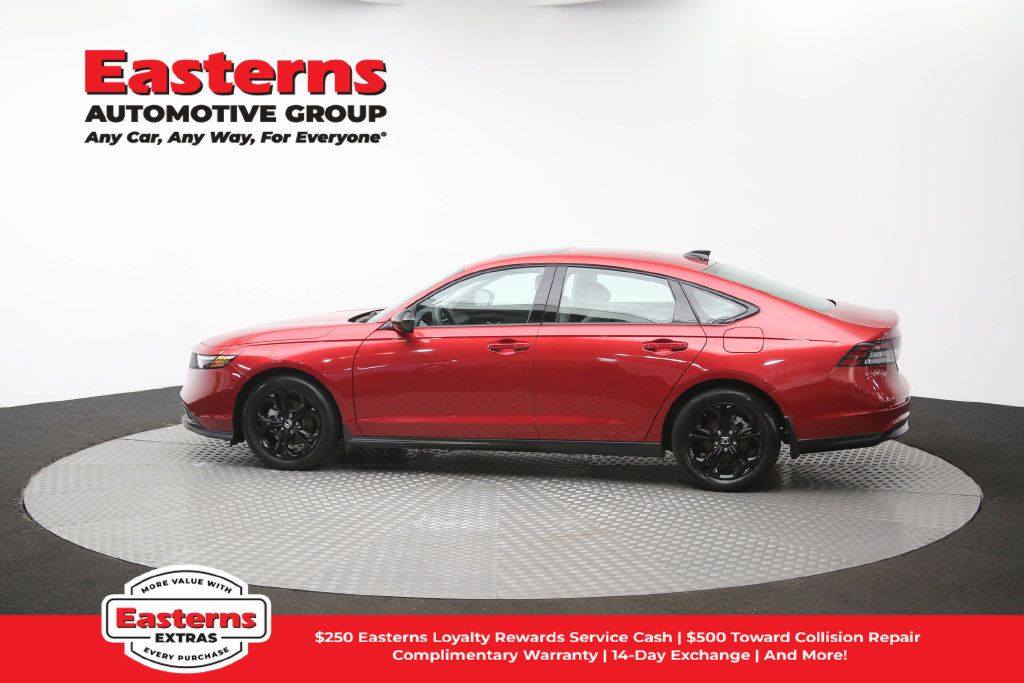 Used 2025 Honda Accord SE image 61
