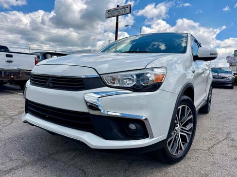 Used 2019 Mitsubishi Outlander Sport ES FWD image 4