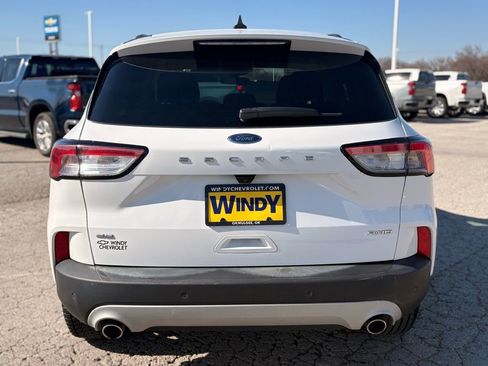 Used 2022 Ford Escape SE AWD/4WD image 6