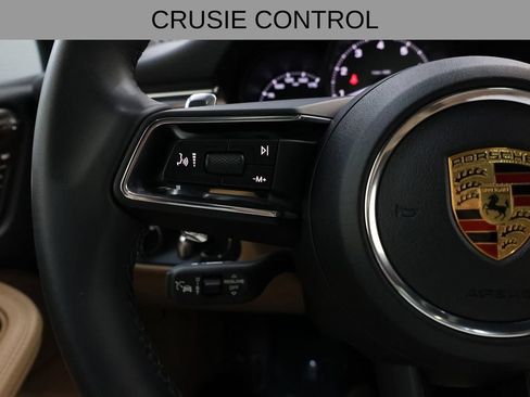 Used 2025 Porsche Macan S AWD/4WD image 39