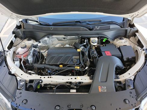 New 2026 Chevrolet Trax RS w/ Sunroof Package image 31