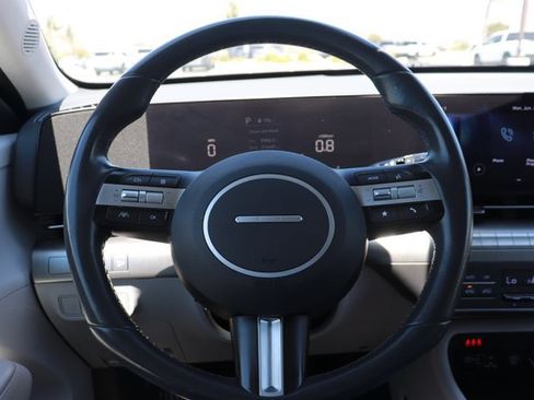 Used 2024 Hyundai Kona SEL FWD image 17