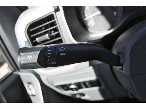 Used 2023 Ford F150 XLT image 16