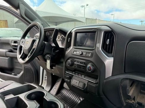 Used 2023 Chevrolet Silverado 2500 W/T w/ WT Fleet Convenience Package AWD/4WD image 25