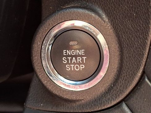 Used 2024 Subaru Outback Premium AWD/4WD image 25