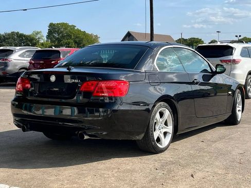 Used 2012 BMW 335i Convertible RWD image 3