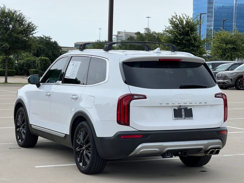 Used 2022 Kia Telluride SX w/ Towing Package FWD image 7