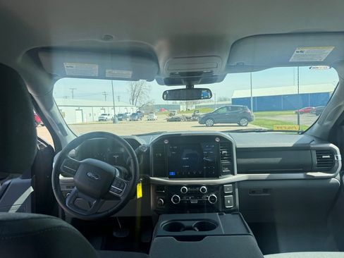 Used 2025 Ford F150 XLT w/ Equipment Group 301A Standard image 23