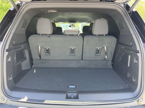 New 2025 Chevrolet Traverse LT w/ Driver Confidence Package image 26