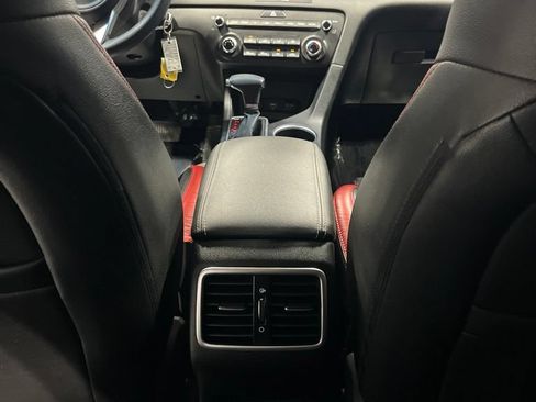 Used 2022 Kia Sportage LX AWD/4WD image 32