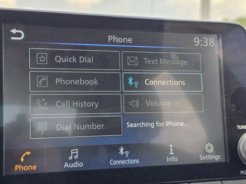 Used 2025 Nissan Sentra SV FWD image 4
