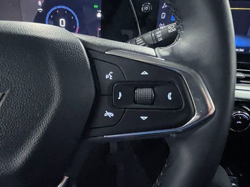 Used 2024 Chevrolet Trax LT w/ Driver Confidence Package image 36